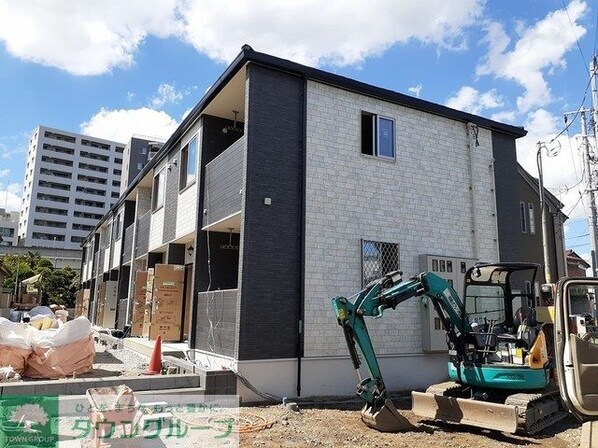 シャン ド フルールの物件外観写真